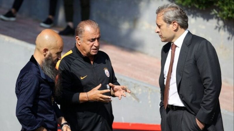 Burak Elmas, Florya'da ofis açıyor