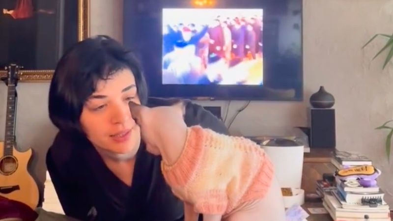 Gonca Vuslateri, Cübbeli Ahmet'in sözlerine yapılan şarkıyla dans etti