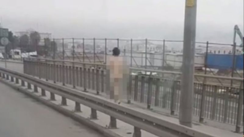 Büyükçemece’de çıplak şekilde koştu
