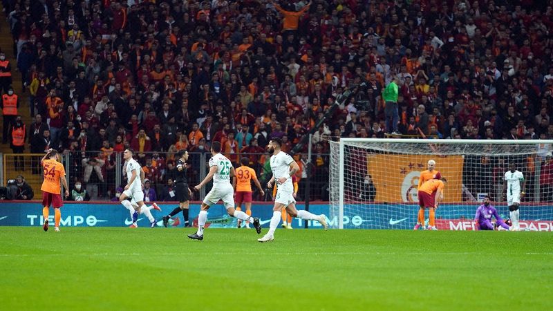 Galatasaray, Giresunspor’a tek golle mağlup oldu