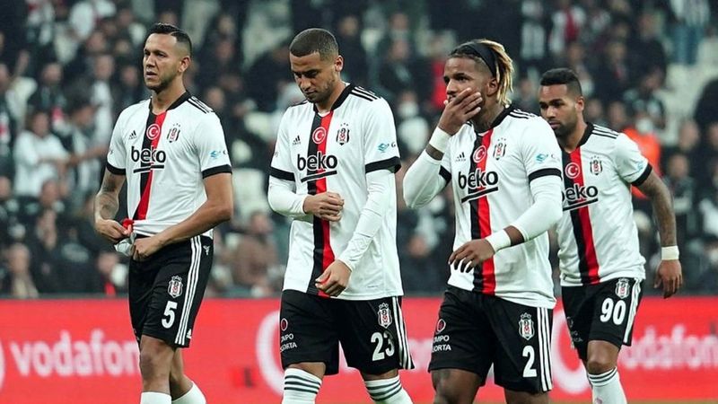 Rizespor - Beşiktaş maçının ilk 11'leri