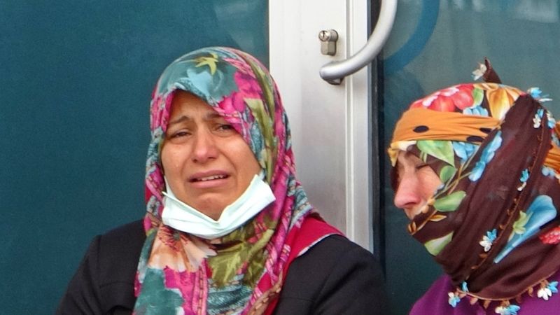 Antalya'da denize düşen kadın hayatını kaybetti