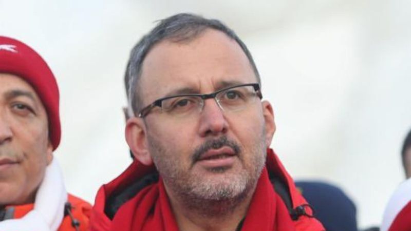 Mehmet Muharrem Kasapoğlu: Gençlerimiz, tüm insanlık için büyük bir umudu teşkil ediyor