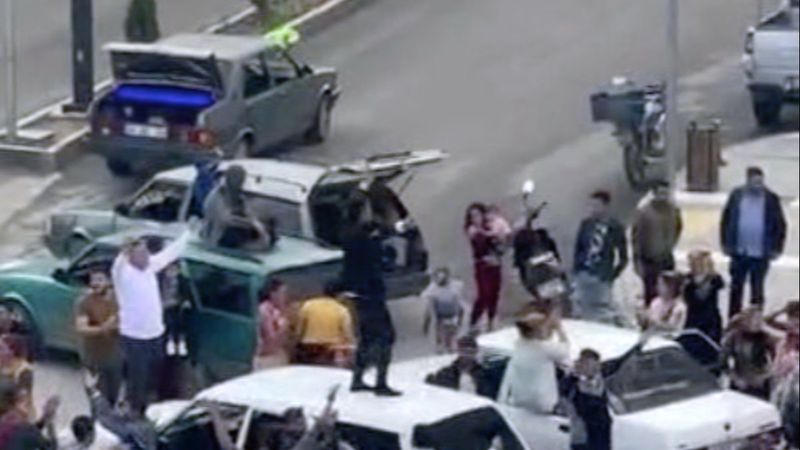 Antalya'da konvoy terörü