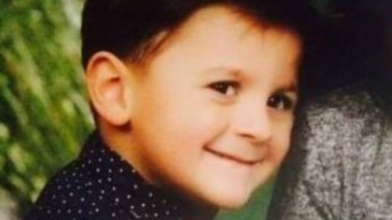 Erzincan'da köpeğin saldırdığı Emin'in doktoru: Derisi yüzülmüş gibiydi