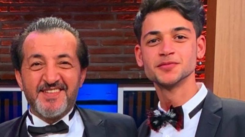 MasterChef Mehmet Yalçınkaya'nın oğlu sevgilisi ile öyle pozlar verdi ki...