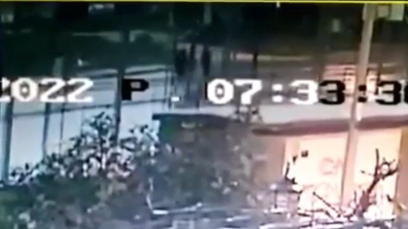 Mersin'deki genç kadının eski nişanlısı tarafından öldürülme anı