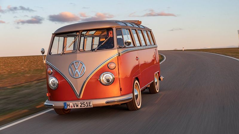 Volkswagen Microbus, elektrikli olarak geri dönüyor