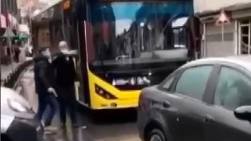 İstanbul'da şehir magandası silah çektiği İETT şoförünü darbetti
