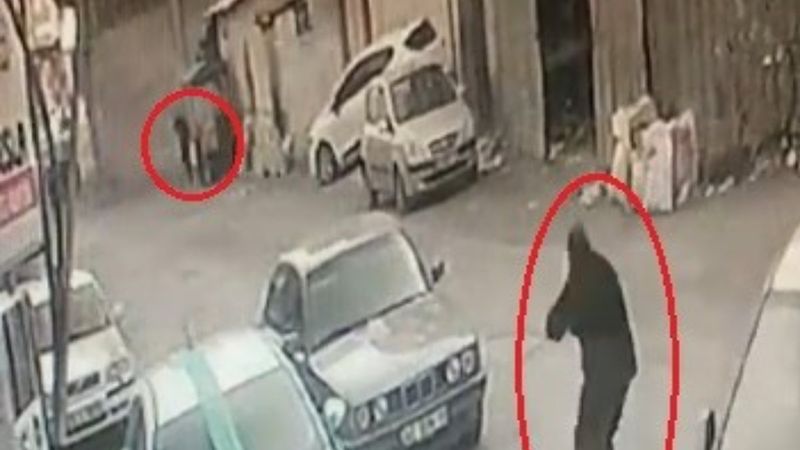 Bursa'da sokak ortasında silahlı çatışma