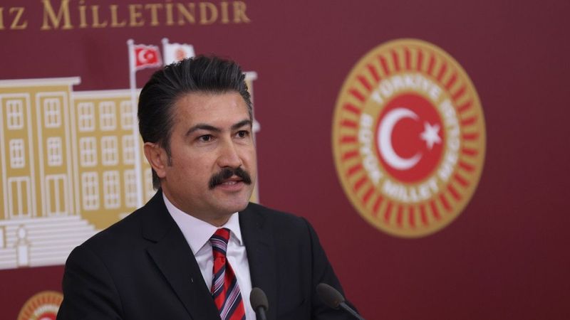 Cahit Özkan: 'Seçim de seçim' diyenler, aday belirlediniz mi