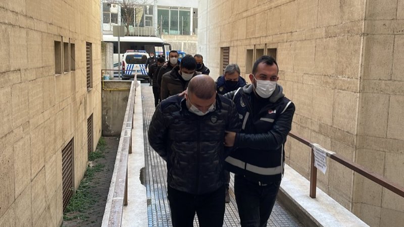 Bursa merkezli operasyon: 5 tutuklama