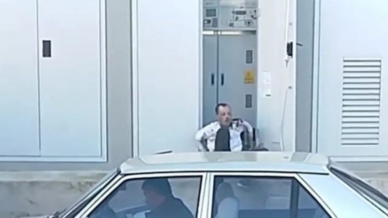 Antalya'da trafoya giren hırsız akıma kapıldı