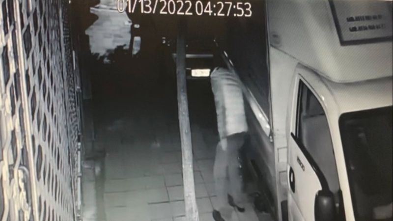 İstanbul'da mahalledeki mazot hırsızı kamerada