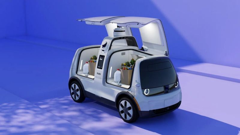 Otonom teslimat aracı Nuro yenilendi