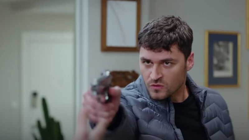 Yasak Elma 127. bölüm fragmanı: Ömer ihaneti affetmedi, Kumru ve Çağatay'ı vurdu!