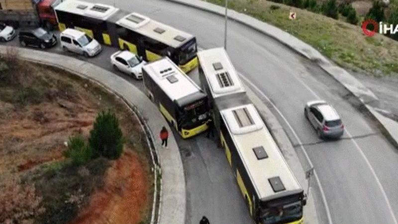 Arnavutköy’de otobüsler arızalandı, trafik durdu
