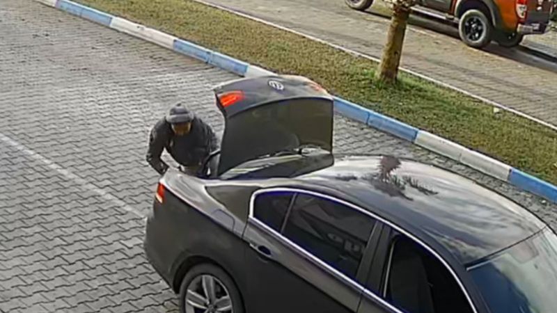 Antalya'da üzeri kirli yolcuyu bagajda taşımaya 1665 TL ceza