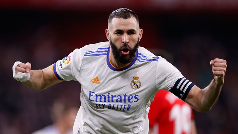 Fransa'da yılın futbolcusu Karim Benzema