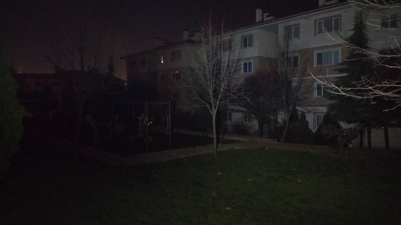 Edirne'de trafo patladı, mahalle karanlığa gömüldü