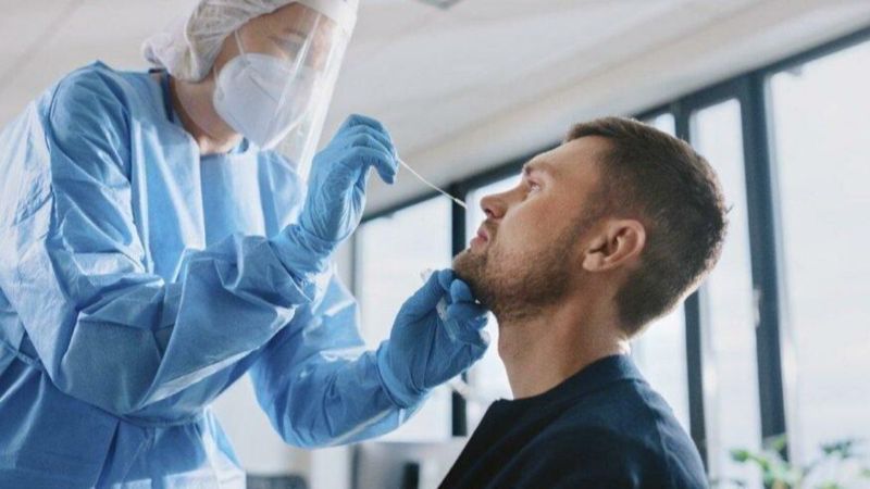 Uçakla seyahatlerde 'PCR testi' zorunluluğu