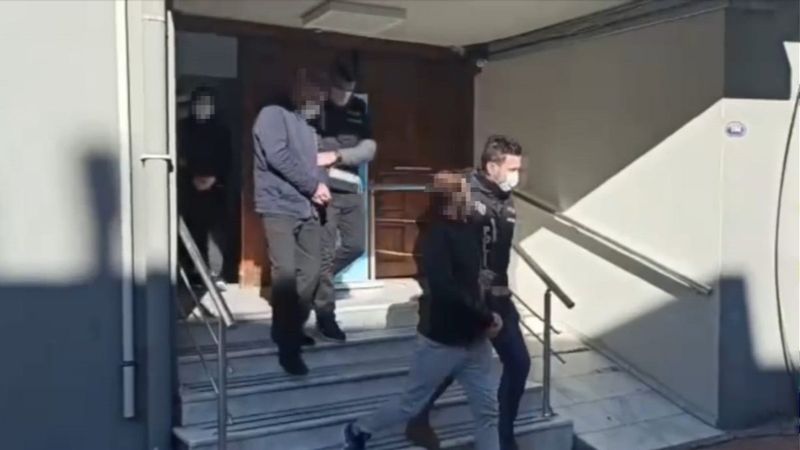 İzmir'de sahte para operasyonu: 5 gözaltı