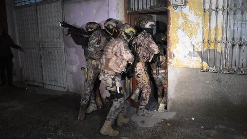 İstanbul'da 37 adrese uyuşturucu operasyonu