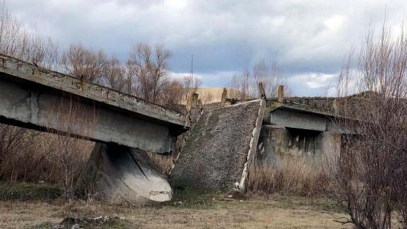 Ankara'da hurdacı, iş makineleri ile Gömleksiz Köprüsü'nü çaldı