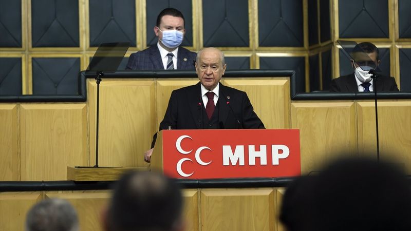 Devlet Bahçeli'den Sezen Aksu'nun şarkı sözlerine eleştiri