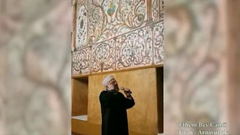 Ali Erbaş Arnavutluk'ta açılan Ethem Bey Camii'nde ezan okudu