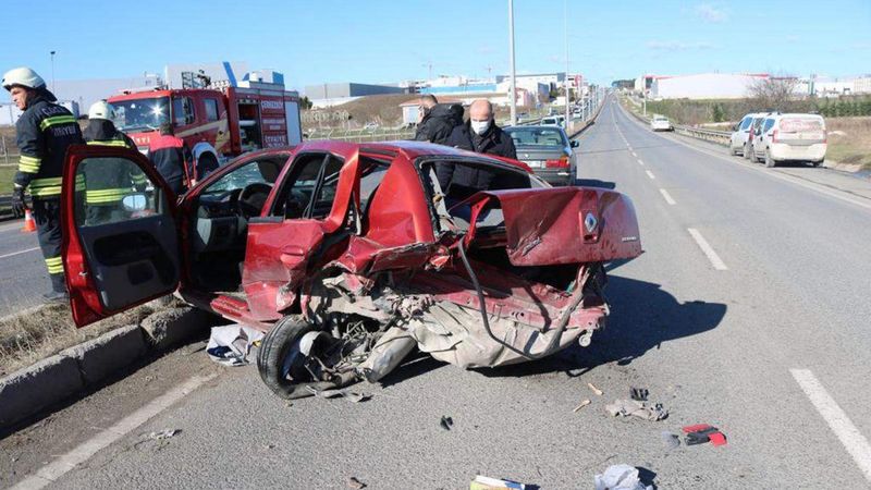 Tekirdağ'da ehliyetsiz sürücü kaza yaptı