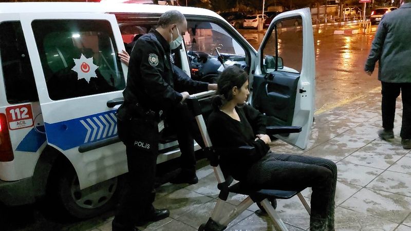 Samsun'a misafirliğe gelen kadın, yengesi tarafından bıçaklandı