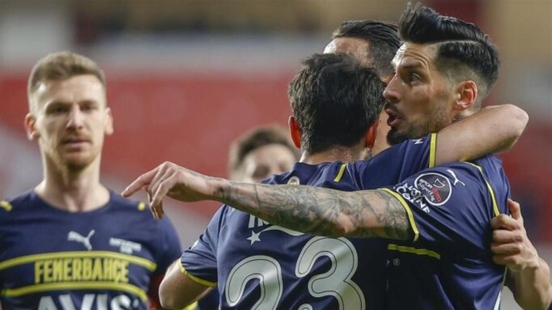 Fenerbahçe - Altay maçının muhtemel 11'leri