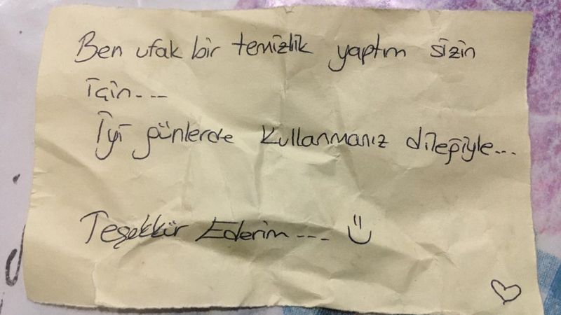 Esenyurt'taki hırsız çaldığı ayakkabılar için not bıraktı