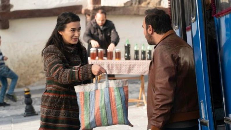 Gönül Dağı Zahide'nin oğlunu gören hayrete düştü! Bu nasıl benzerlik böyle?