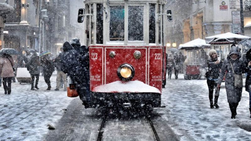 İstanbul'da cuma itibarıyla yoğun kar yağışı görülecek