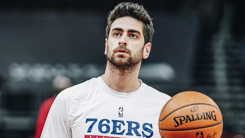 Furkan Korkmaz kimdir, kaç yaşında? İrem Sak'ın basketbolcu sevgilisi...