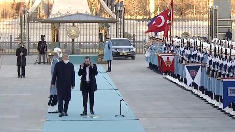 Nayib Bukele'den bir Türkçe espri daha