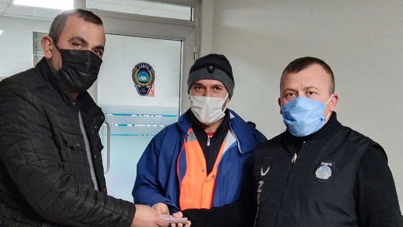 Ordu'da temizlik işçisi 22 bin 200 lirayı sahibine teslim etti