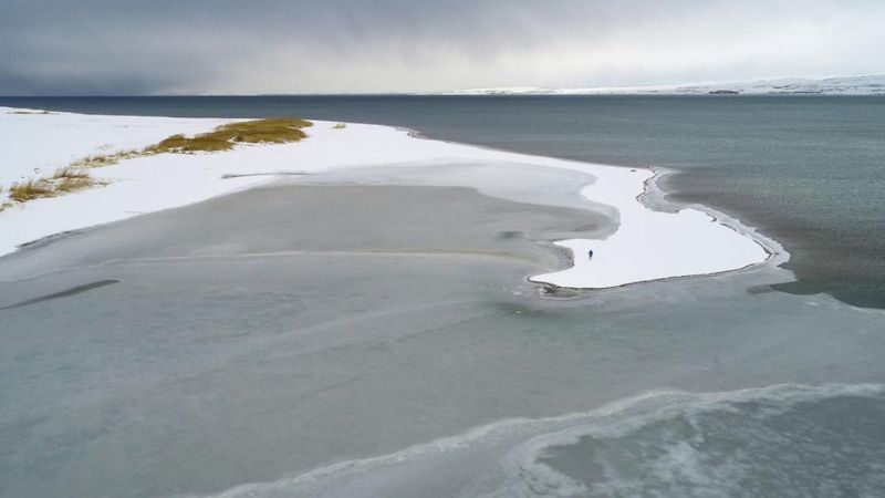 Van Gölü tuzlu ve sodalı olmasına rağmen buz tuttu