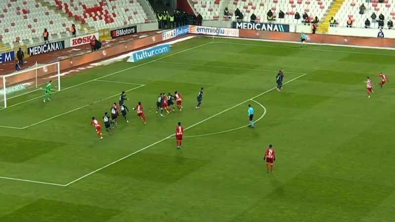 Henrique'den nefis frikik golü