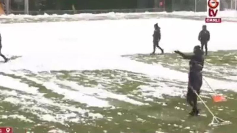 Galatasaray - Trabzonspor U19 maçı ertelendi