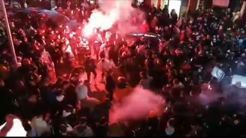 Trabzonspor taraftarı Galatasaray galibiyetini kutladı