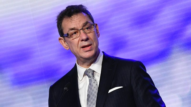 Pfizer CEO’su Bourla: Birkaç ay içinde normal hayata dönebiliriz