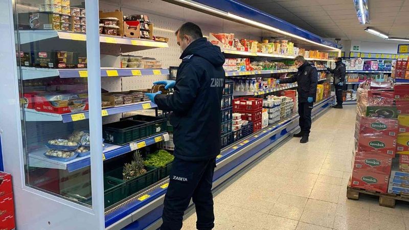 Bilecik’te zincir marketlere etiket denetimi