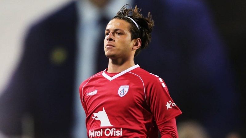 Trabzonspor, Enis Destan'ı KAP'a bildirdi