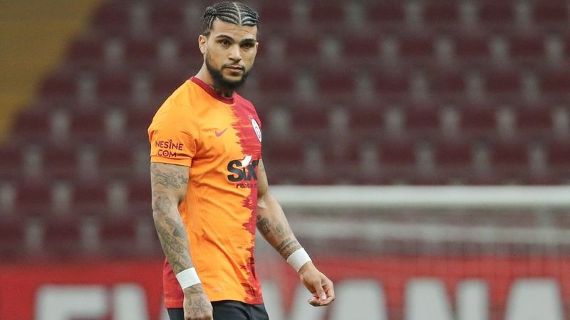 Galatasaray'da Yedlin'in sözleşmesi feshedildi
