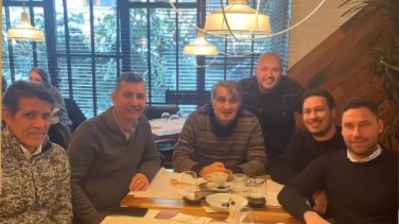 Şenol Güneş ve ekibi yemekte bir araya geldi