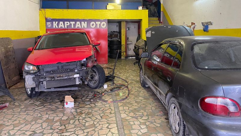 İstanbul’a yağan kar oto sanayilerde yoğunluk oluşturdu