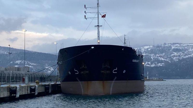 Yük gemisinin Rus uyruklu mürettebatı denize düşerek kayboldu